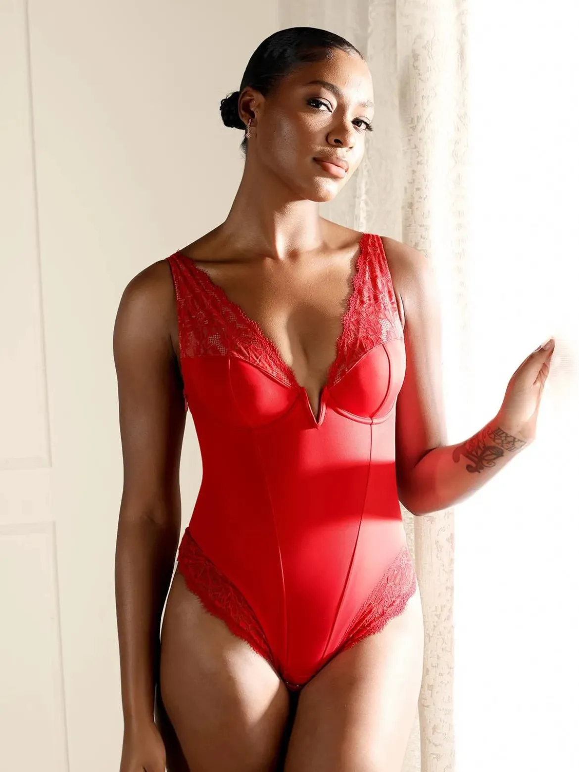Shapewear Deep V-Neck Sculpting Lace Inset Bodysuit