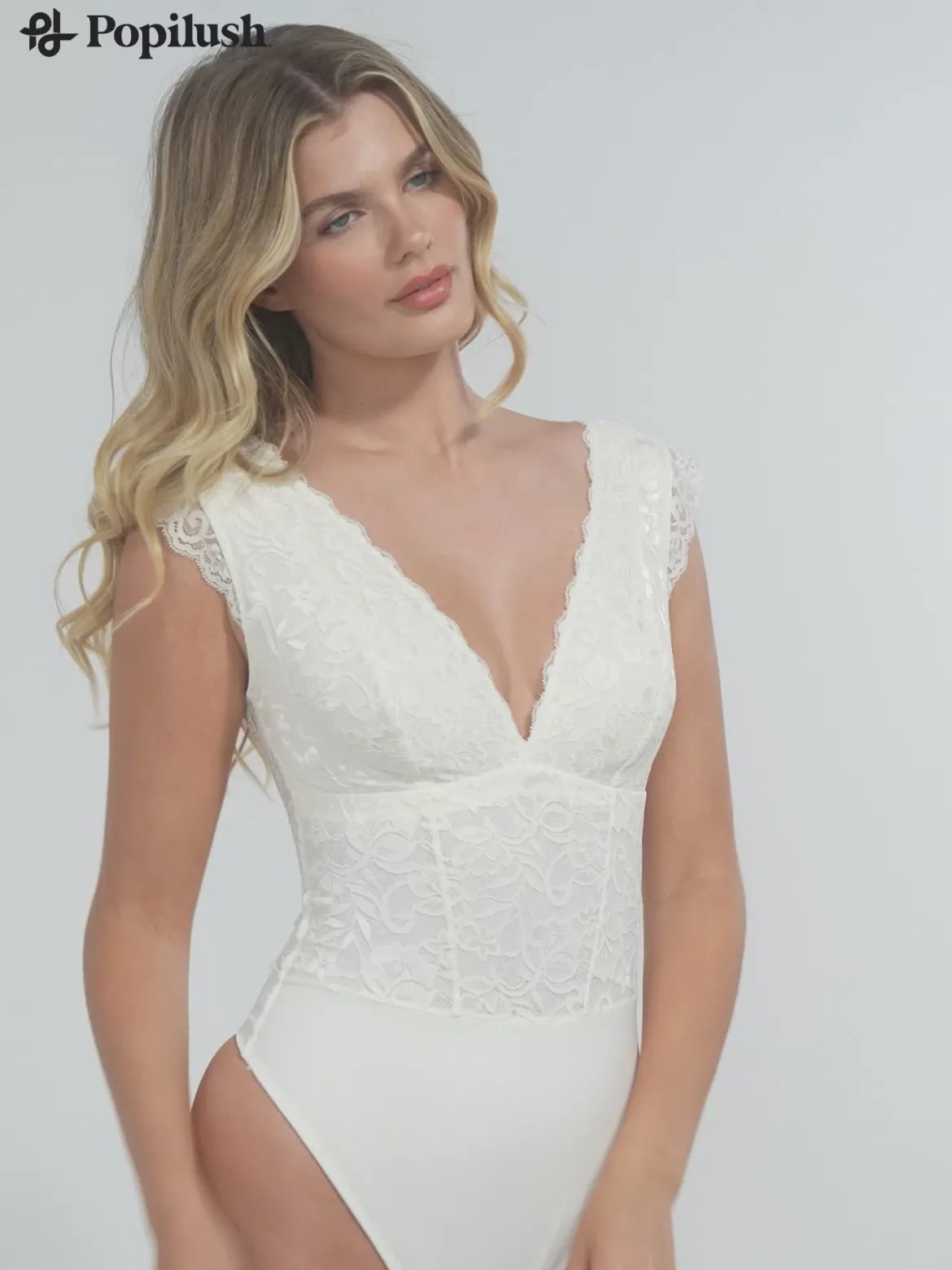 Shapewear V-neck Sleeveless Sculpting Lace Bodysuit